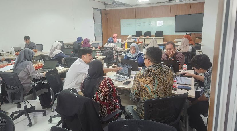 Pengurus LSP TRI Mengikuti Pelatihan Pembuatan Dokumen Skema Sertifikasi Kompetensi bersama BNSP